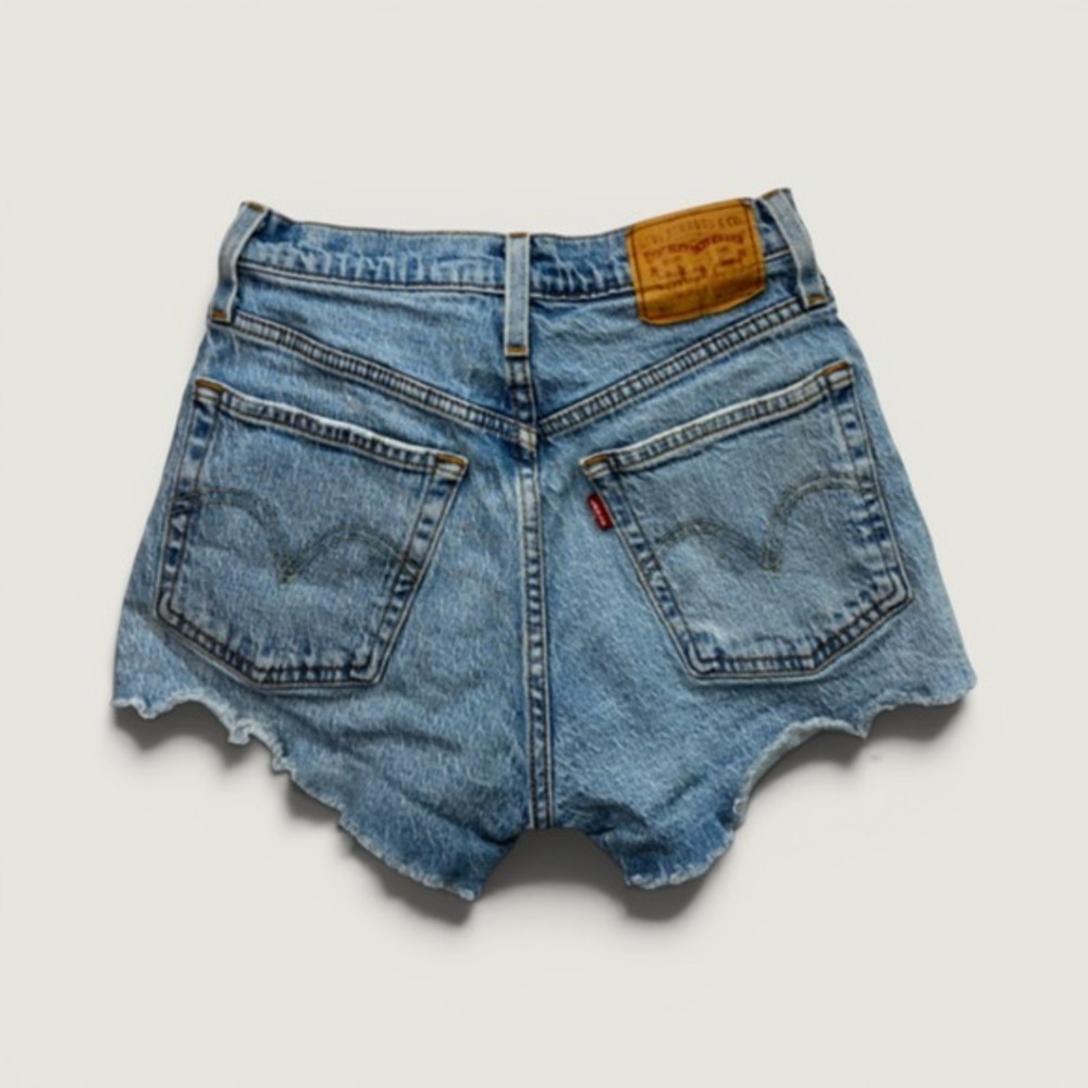 Levi's 501 Denim Shorts Womens 24 Blue High Rise Raw Hem Cut Offs